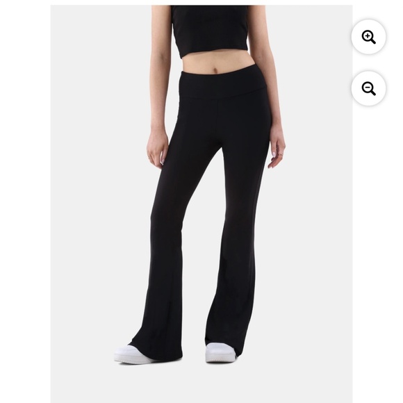 No Boundaries Pants - No Boundaries Women’s Black Flare Pants Size Large NWT